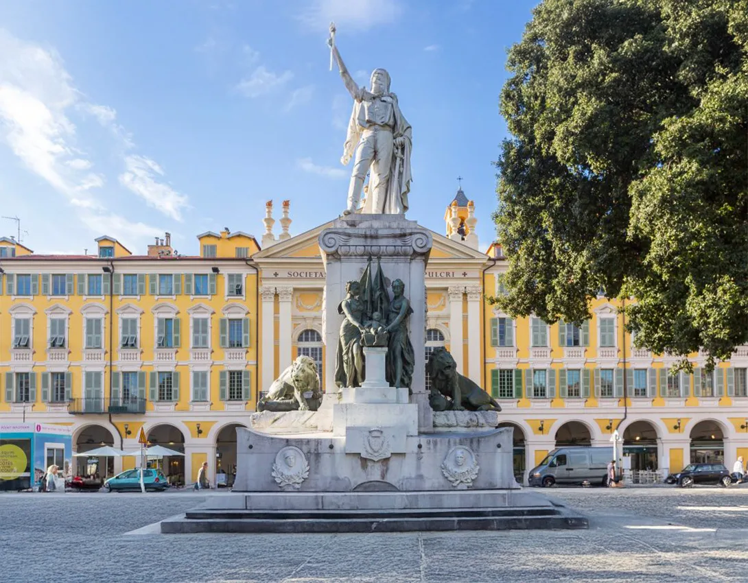 ville-imperiale-nice-la-place-garibaldi-de-nice